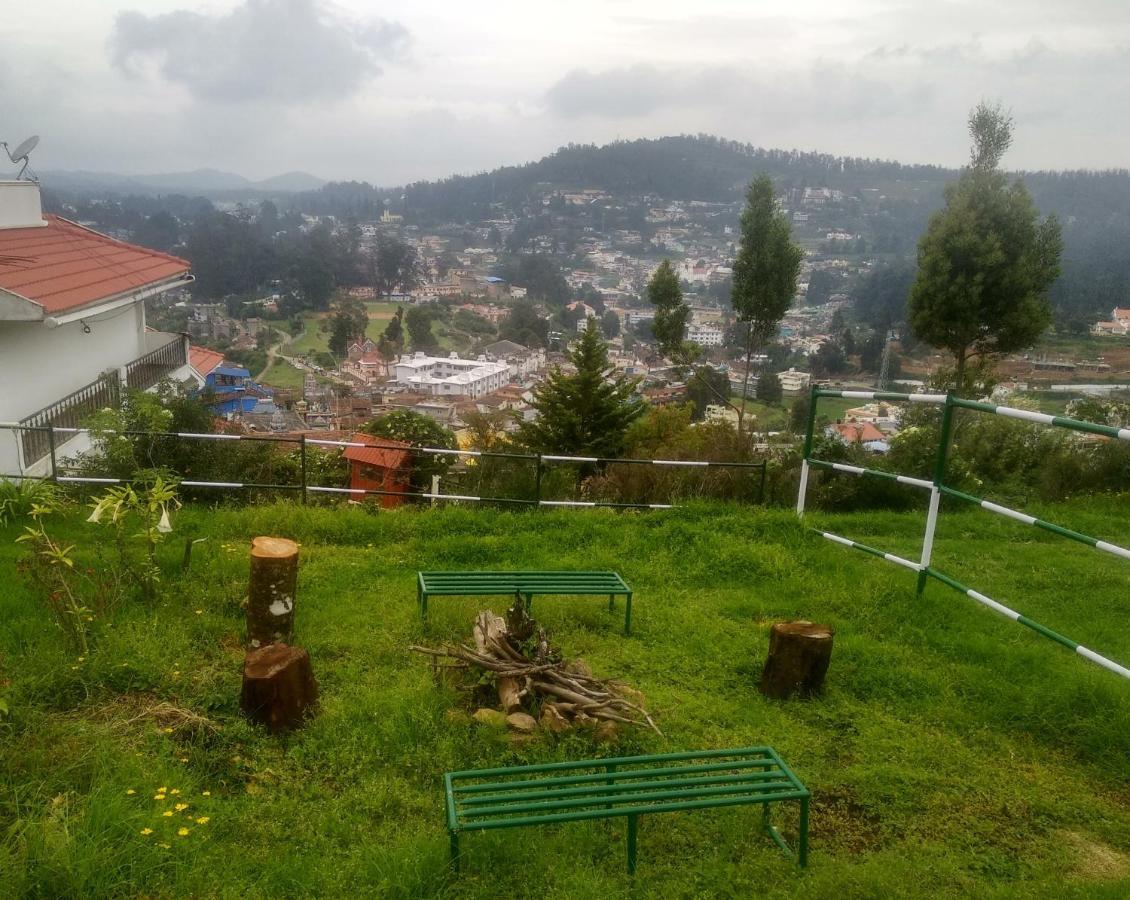 Berry Hills Resort Ooty Kültér fotó