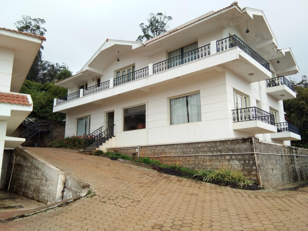 Berry Hills Resort Ooty Kültér fotó