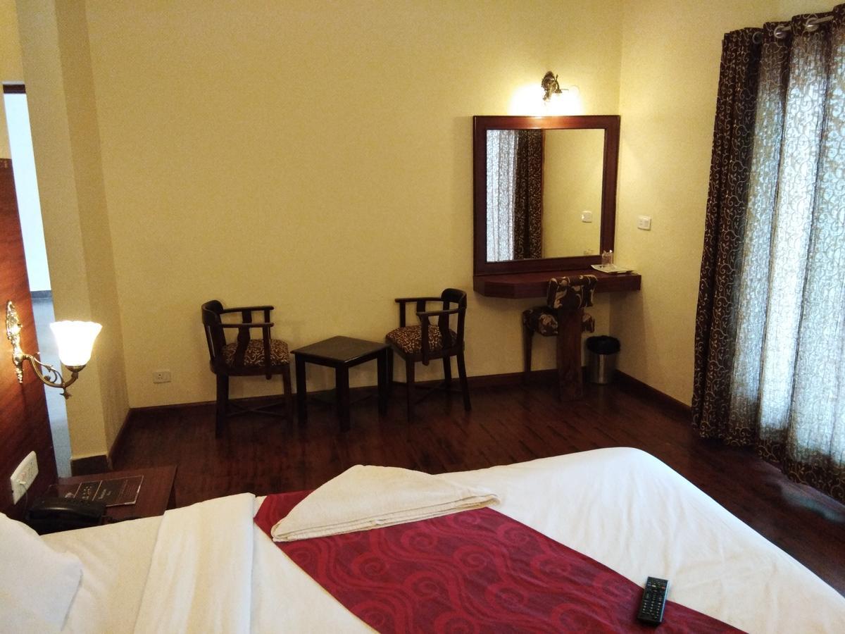 Berry Hills Resort Ooty Kültér fotó