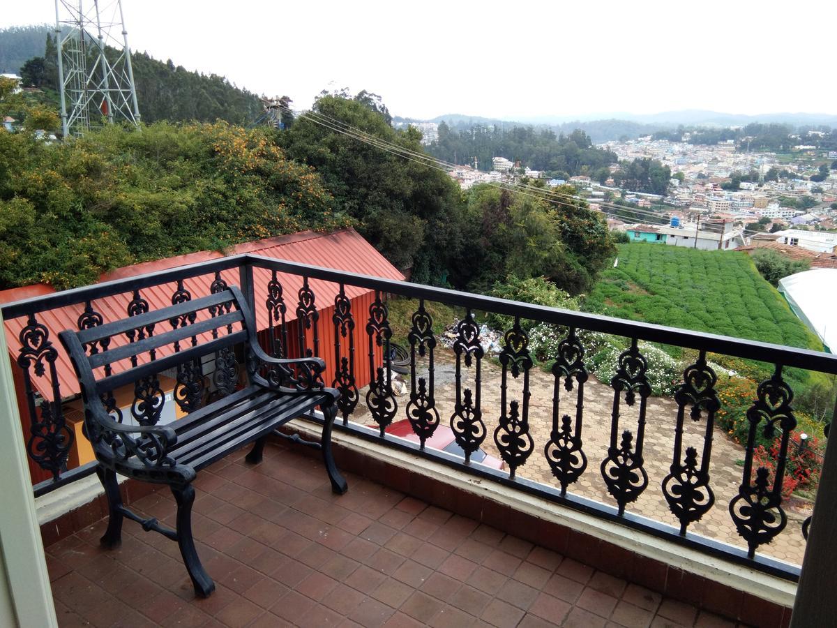 Berry Hills Resort Ooty Kültér fotó
